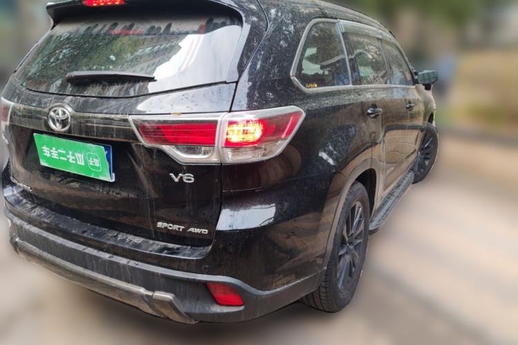 Used Toyota Highlander 2017 2.0T Four-Wheel Drive Black Edition Limited Model