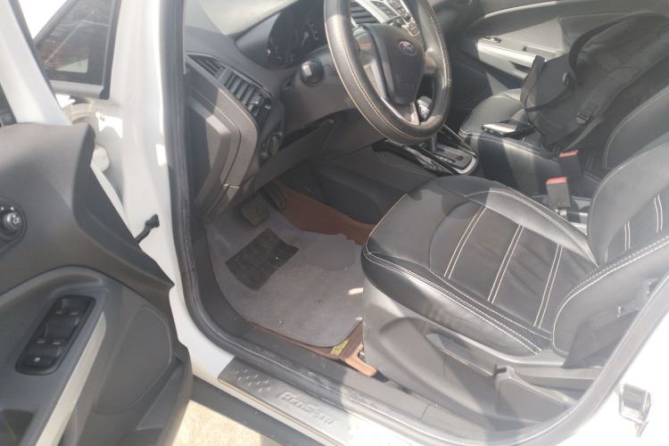 Used Ford EcoSport 2013 1.5L Automatic Fashion Model Driver Seat