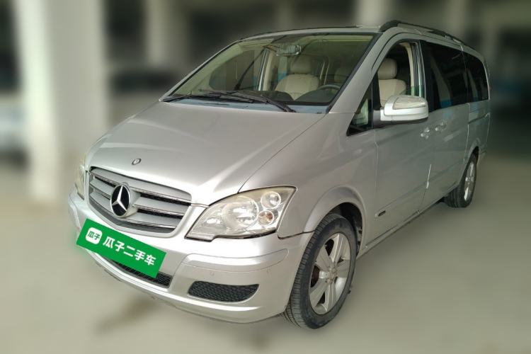 Used Mercedes-Benz Viano 2010 2.5L Luxury Edition