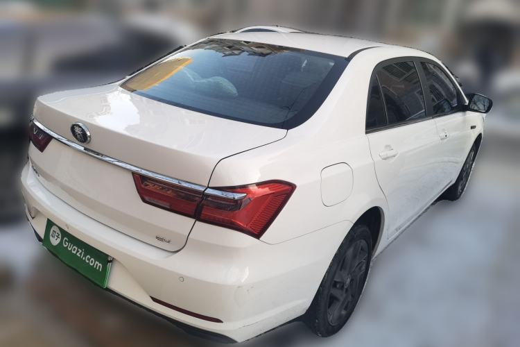 Used BYD Qin New Energy 2019 High-Range Deluxe Model

