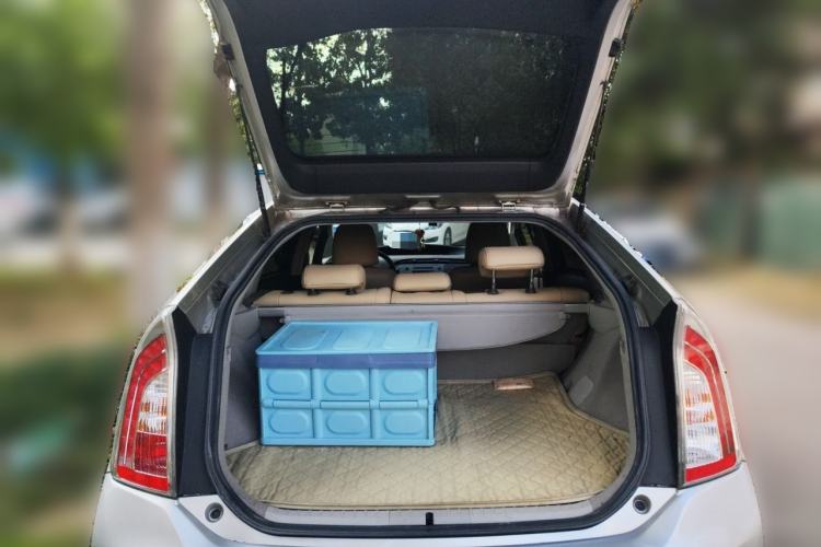 Used Toyota Prius 2012 1.8L Luxury Edition Trunk