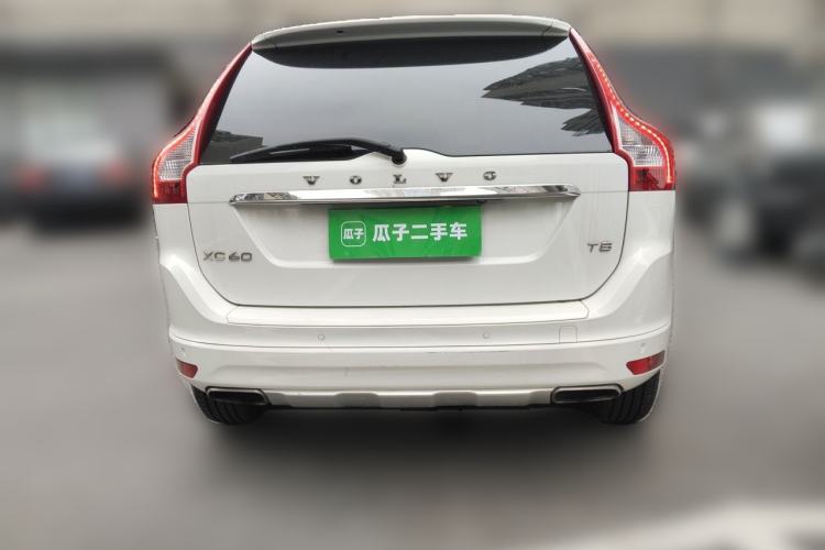 Used Volvo XC60  Rear