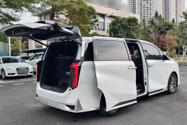 Used GAC Trumpchi M8 2023 Zongshi Series Dual-Motor Supreme Edition
