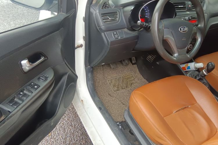 Used Kia K2 2015 Sedan 1.4L MT GLS