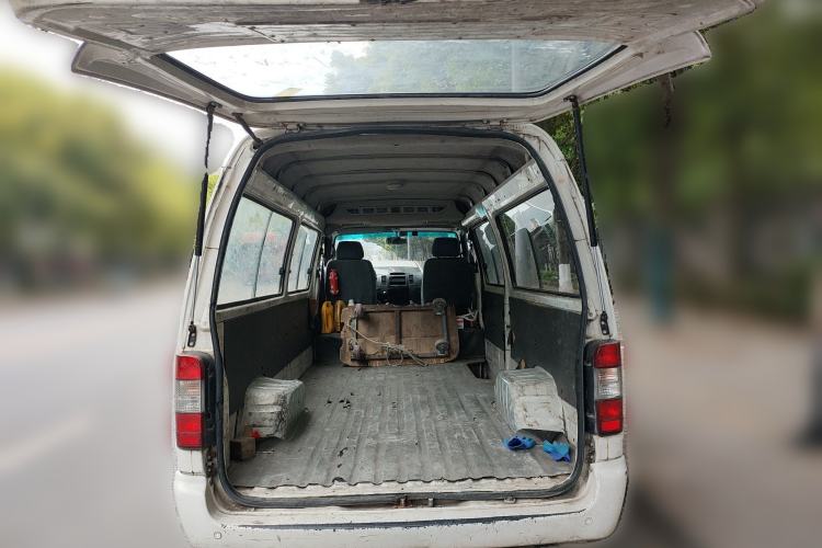 Used Foton Scenic 2014 2.0L Express Standard Long-Wheelbase Low-Roof Version 491EQ4A
