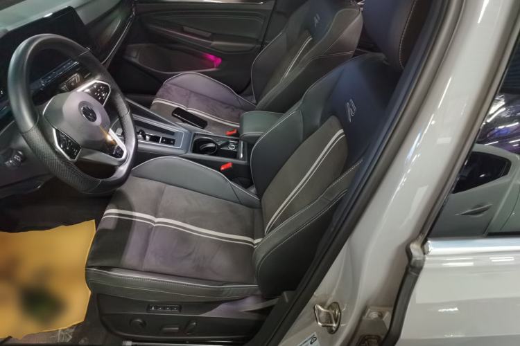 Used Volkswagen Golf 2023 Facelift 280TSI DSG R-Line Lite
