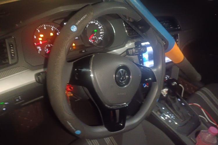 Used Volkswagen Lamando 2015 230TSI DSG Fashion Edition