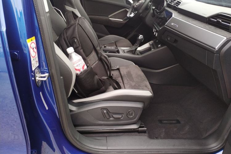 Used Audi Q3 2019 35 TFSI Fashion Dynamic Model Right Front Seat