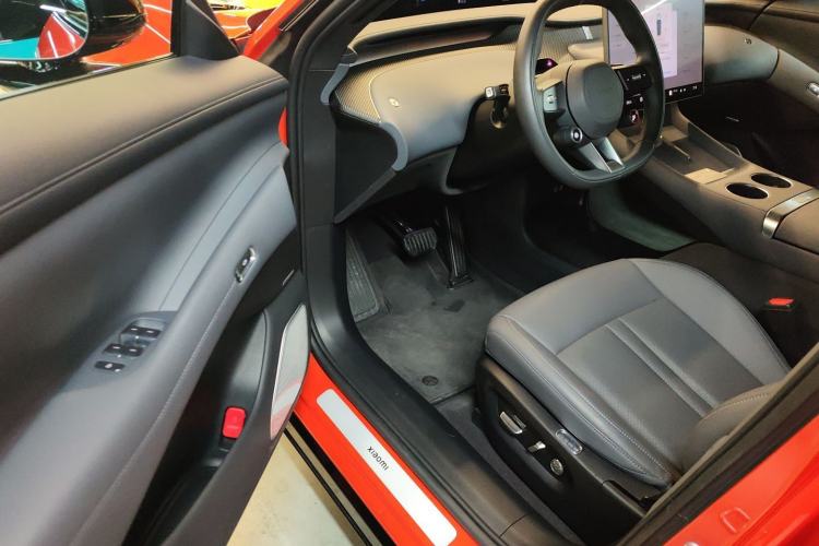 Used Xiaomi Auto YU7 2025 Ultra-Long Range High-Performance All-Wheel-Drive Max Edition
