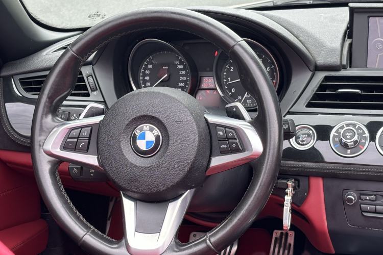 Used BMW Z4 2012 sDrive20i Luxury Model
