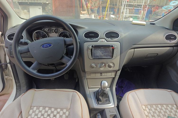 Used Ford Focus 2013 Hatchback Classic 1.8L Manual Base Model