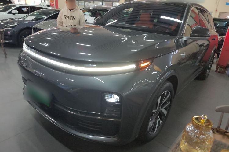 Used Li Auto L7 2023 Pro Model
