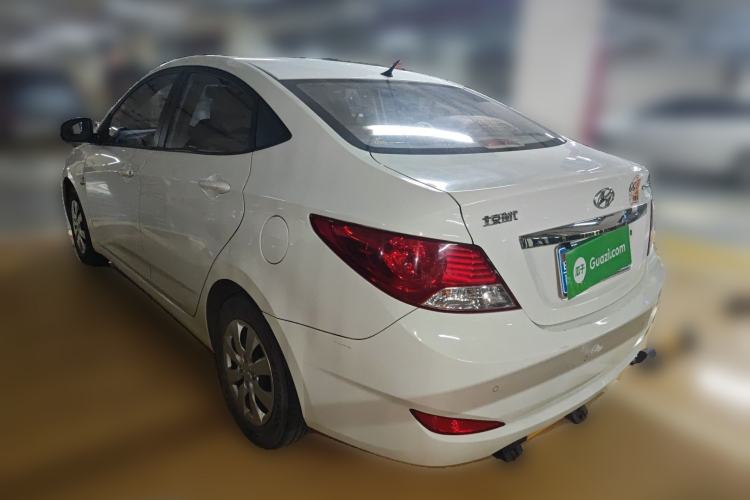 Used Hyundai Verna (older generation) 2010 Sedan 1.4L Manual Comfort GS