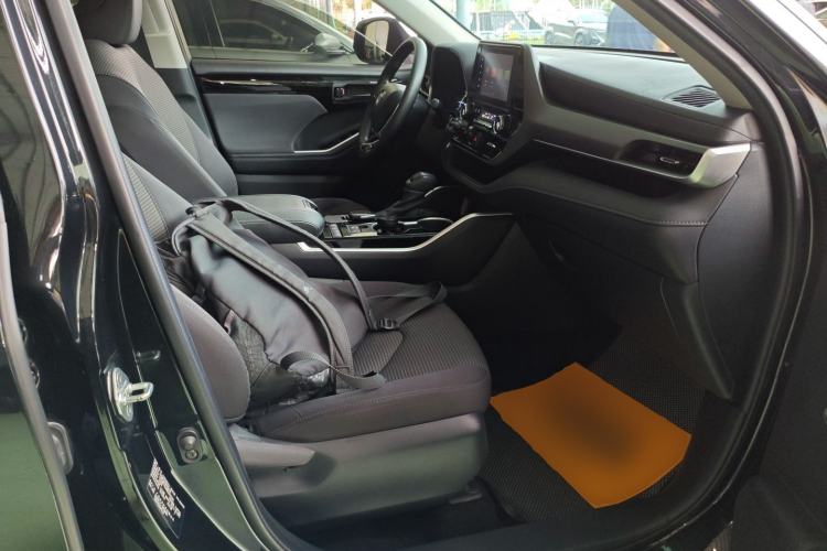 Used Toyota Highlander 2022 Dual-Engine 2.5L Two-Wheel Drive Elite Edition 7-Seater