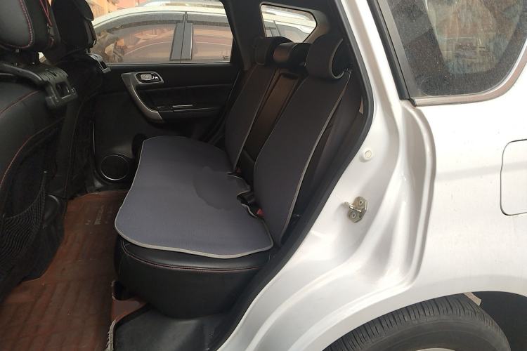 Used Haval H6 2015 Upgraded Model 1.5T Manual Two-Wheel Drive Elite Version