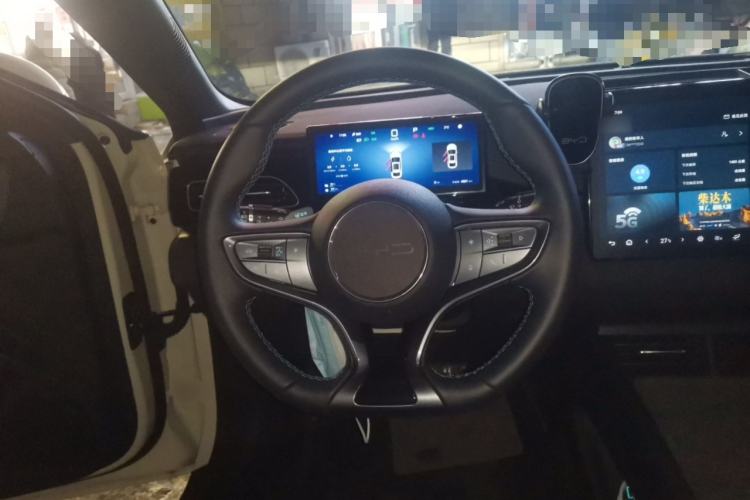 Used BYD Seal 06 New Energy 2025 DM-i Smart Drive 80KM Luxury Model Steering Wheel