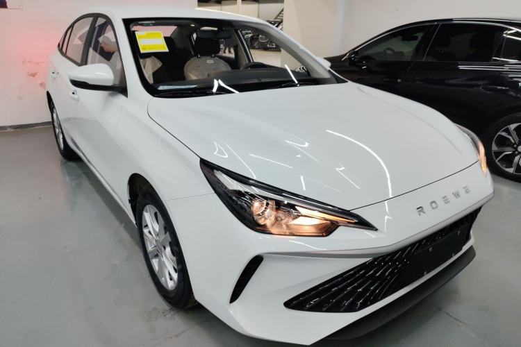 Used Roewe i5 2026 Model 1.5L Manual Comfort Version Exterior 1