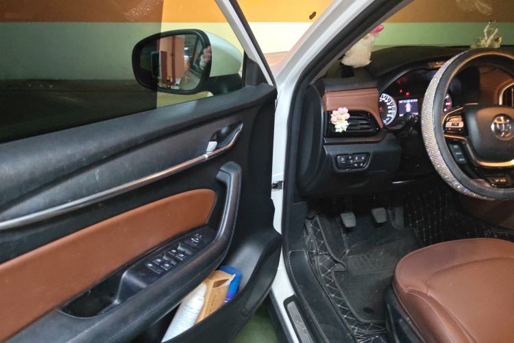 Used Brilliance V6 2018 1.5T Manual Luxury Model
