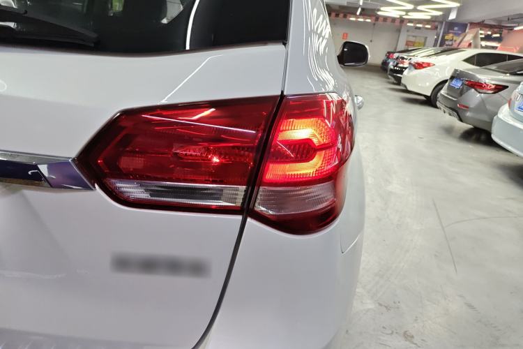 Used Haval H2 2017 Blue Label 1.5T Manual Two-Wheel Drive Elite Model Exterior 3