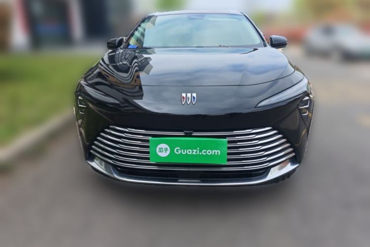 Used Buick LaCrosse 2025 28T Platinum Edition