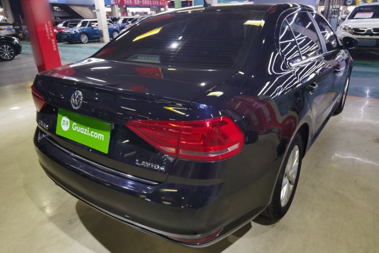 Used Volkswagen Lavida 2017 1.6L Automatic Comfort Edition
