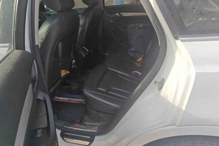 Used Audi Q3 2015 30 TFSI Comfort Model Left Rear Seat