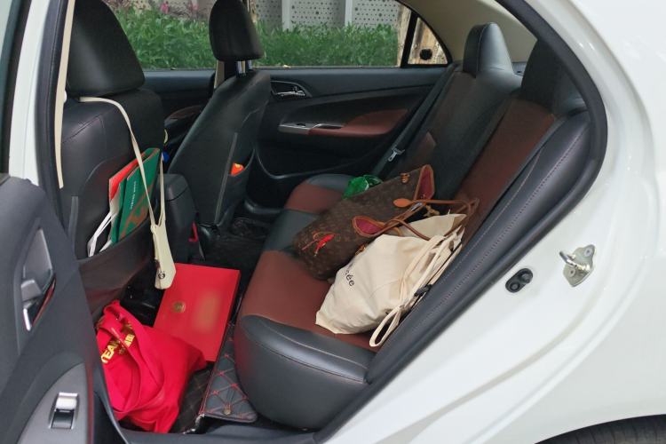 Used BYD F3 2015 Energy-Saving Edition 1.5L Manual Luxury Model
