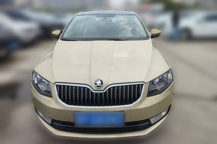 Used Skoda Octavia 2015 1.6L Manual Yijun Edition Front