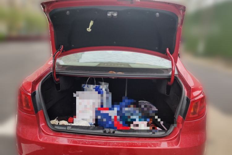 Used BAIC Senova D50 2014 1.5L manual standard version Trunk