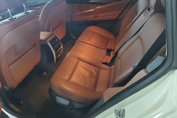 Used BMW 5 Series GT 2015 528i Leading Model