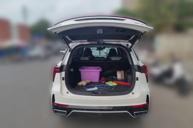 Used CHANGAN CS75 PLUS 2024 3rd Generation Champion Edition 1.5T Intelligent Drive Dynamic Model Trunk