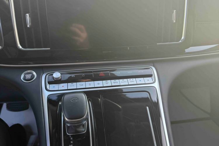 Used GAC Trumpchi M8 2023 Lingxiu Series 390T Prestige Edition
