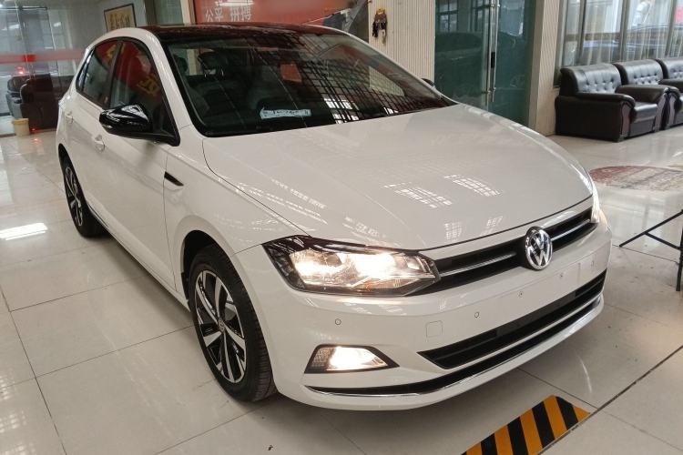 Used Volkswagen Polo 2019 Plus 1.5L Automatic Beats Trendy Cool Edition Front Right 45 Deg
