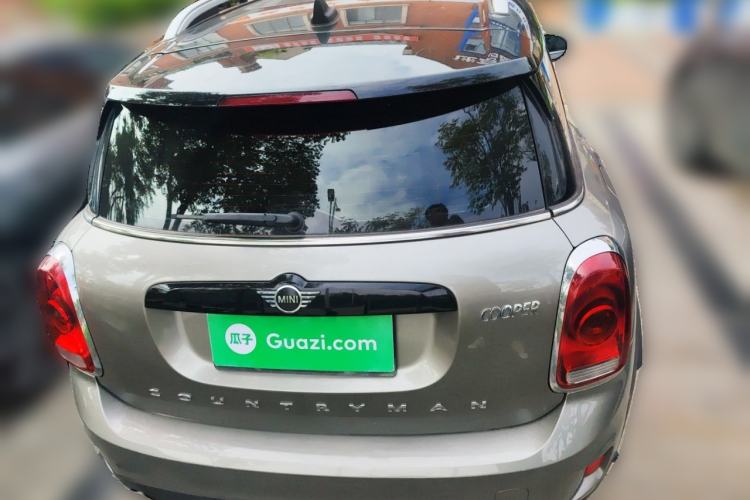 Used MINI Countryman 2019 1.5T COOPER ALL4 Artist Weekend Travel Edition
