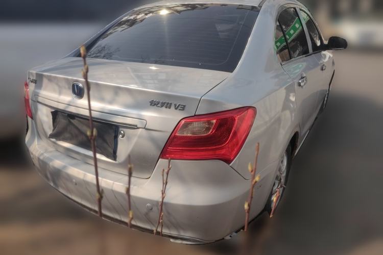 Used CHANGAN Alsvin V3 2012 1.3L Manual Comfort Version China IV Standard Rear