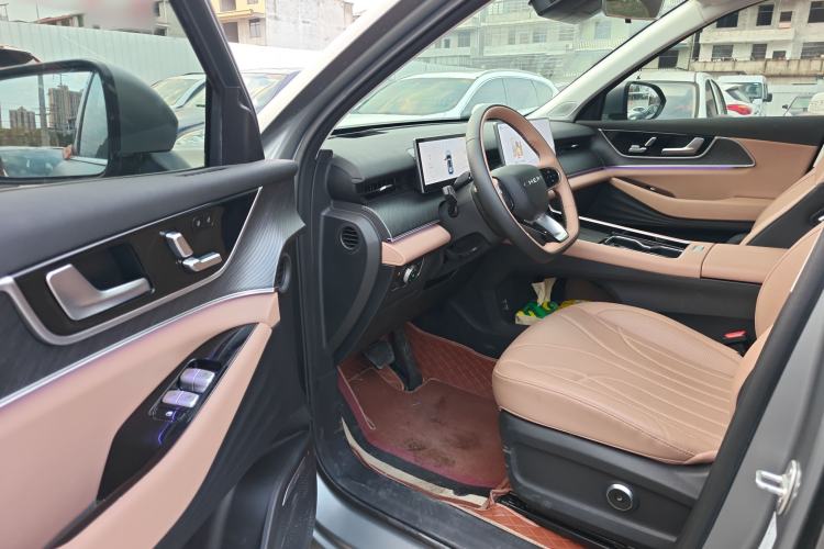 Used Chery Tiggo 8 L 2024 2.0T Two-Wheel Drive Prestige Version 5 Seats