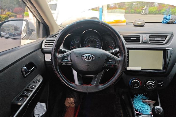 Used Kia K2 2012 Sedan 1.4L MT GLS Commemorative Edition