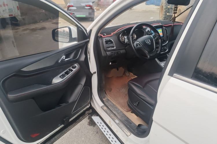 Used Baojun 560 2016 1.8L iAMT Luxury Model