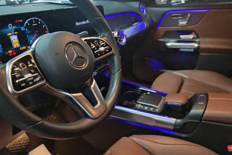 Used Mercedes-Benz GLB 2021 GLB 200 Fashion Model Interior 1