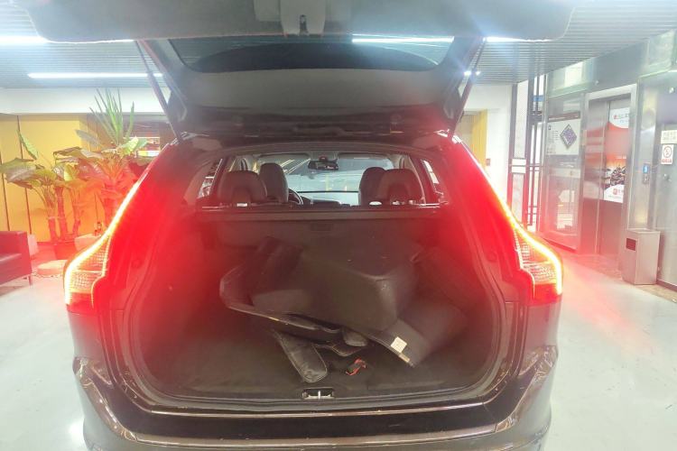 Used Volvo XC60 2017 T5 Smart Upgrade Edition
