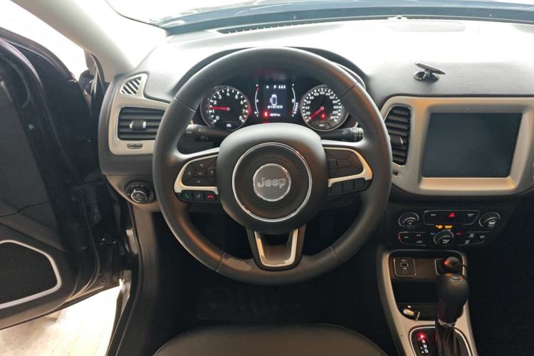 Used Jeep Compass 2020 220T Automatic Leading Edition