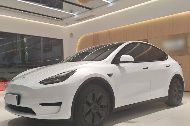Used Tesla Model Y 2023 Rear-Wheel-Drive Version