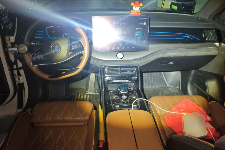 Used BYD Tang New Energy 2021 DM 2.0T Four-Wheel Drive High-Performance Flagship Model
