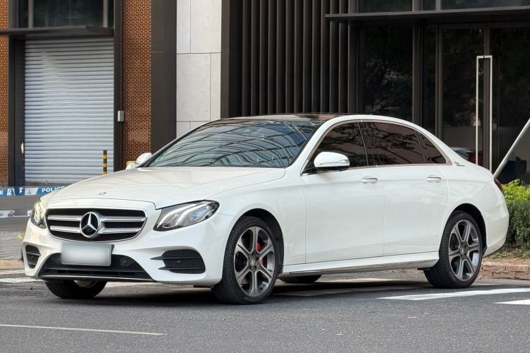 Used Mercedes-Benz E-Class 2016 E 300 L Sporty and Stylish Model