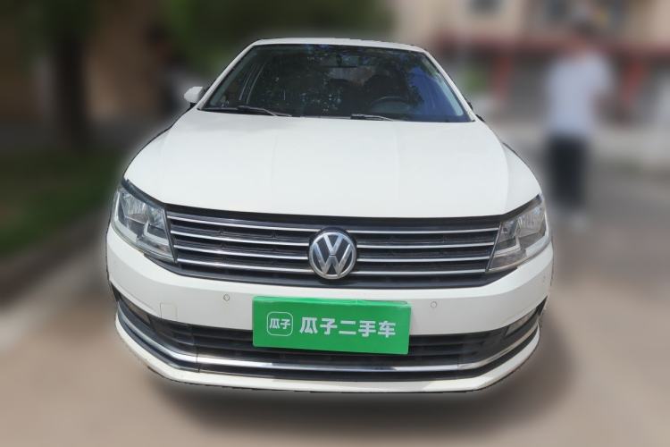 Used Volkswagen Lavida 2017 1.6L Automatic Comfort Edition
