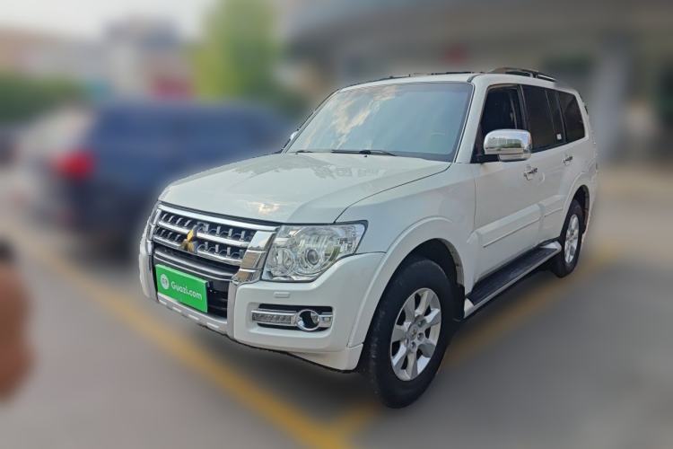 Used Mitsubishi Pajero 2016 3.0L Automatic Prestige Version China V Standard