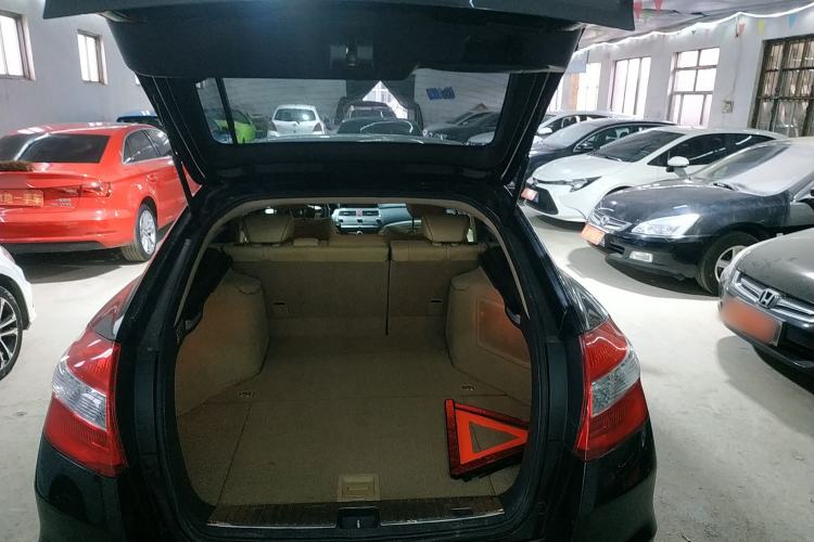 Used Honda Crosstour 2012 2.4L Luxury Edition