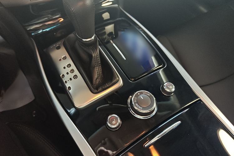 Used Infiniti Q70 2017 Q70L 2.5L Elite Edition