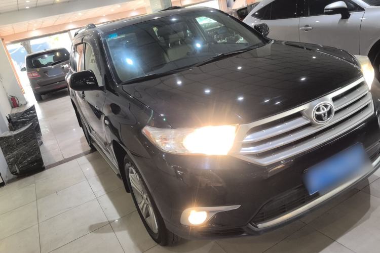 Used Toyota Highlander 2012 2.7L Two-Wheel Drive 7-Seater Luxury Edition
