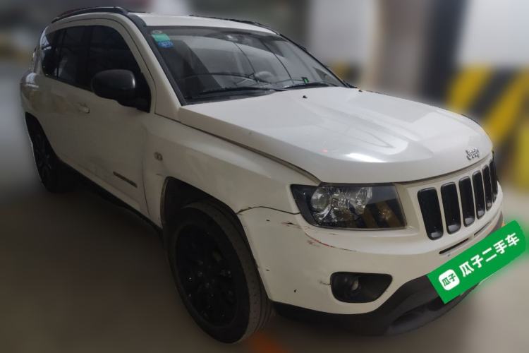 Used Jeep Compass 2013 2.4L Four-wheel Drive Black Edition with Navigation
